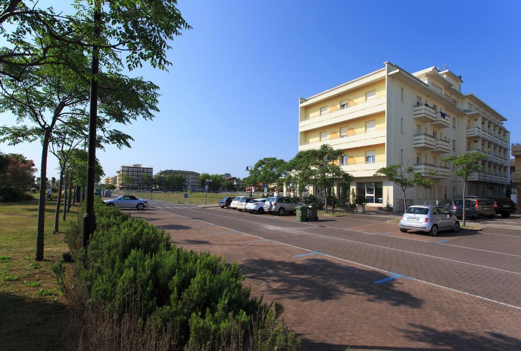 Hotel Gaia Cesenatico Exterior foto